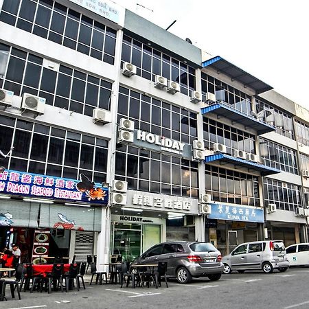 Oyo 44054 Holiday Mansion Inn Sibu Exterior photo